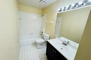 3449 NW 44th St, Lauderdale Lakes, FL 33309 - Photo 16