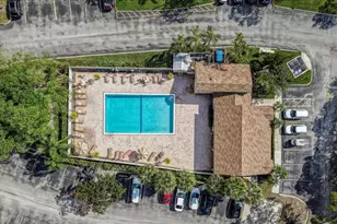 2687 Carambola Cir N, Coconut Creek, FL 33066 - Photo 4