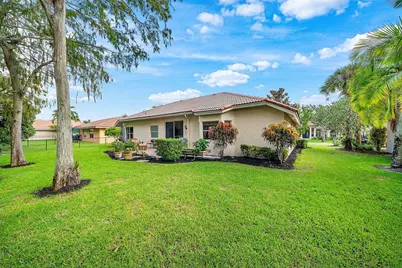 153  Kapok Cres, Royal Palm Beach, FL 33411 - Photo 26