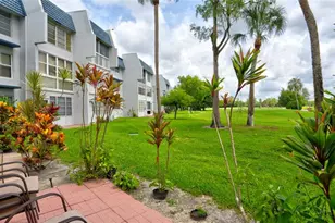 7787 Golf Cir Dr, Margate, FL 33063 - Photo 18