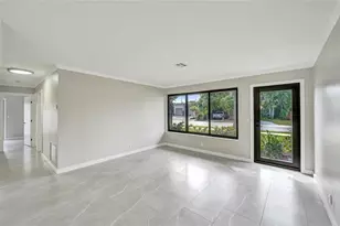 37 NE 26th St, Wilton Manors, FL 33305 - Photo 4