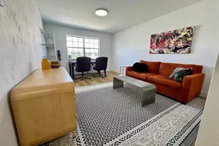 299 SW 7th St, Boca Raton, FL 33432 - Photo 2