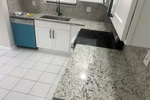 11530-32 NW 43rd St, Coral Springs, FL 33065 - Photo 12