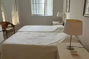 3215 NE 184th St, North Miami Beach, FL 33160 - Photo 8