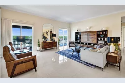 2617 NE 14th Ave, Unit #507, Wilton Manors, FL 33334 - Photo 2