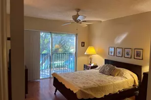 9702 NW 23rd Ct, Pembroke Pines, FL 33024 - Photo 14