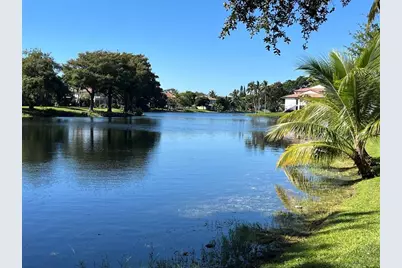 9702 NW 23rd Ct, Unit #9702, Pembroke Pines, FL 33024 - Photo 4
