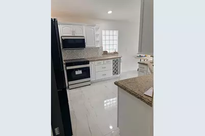 3380 NW 78th Ave, Margate, FL 33063 - Photo 6