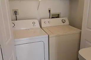 977 Riverside Dr, Coral Springs, FL 33071 - Photo 6