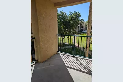 977  Riverside Dr, Unit #226, Coral Springs, FL 33071 - Photo 8