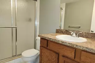 475 SE 8th St, Deerfield Beach, FL 33441 - Photo 26