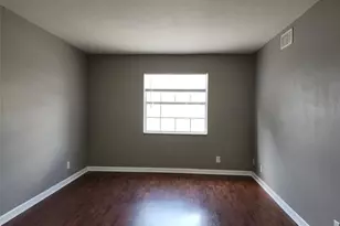 475 SE 8th St, Deerfield Beach, FL 33441 - Photo 14