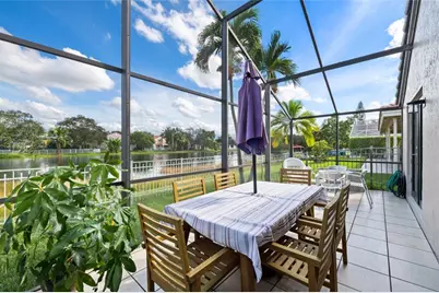 1941 NW 182nd Ter, Pembroke Pines, FL 33029 - Photo 30