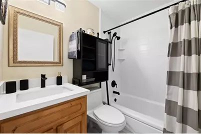 1941 NW 182nd Ter, Pembroke Pines, FL 33029 - Photo 26