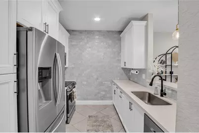 5808  Monterra Club Dr, Unit #5808, Lake Worth, FL 33463 - Photo 2