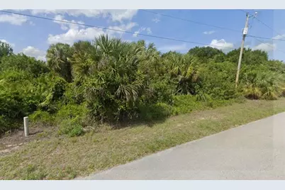 747  Long Distance Ln, Lehigh Acres, FL 33974 - Photo 2