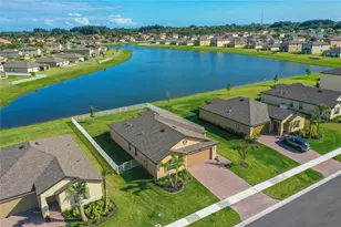 973 Bent Creek Dr, Fort Pierce, FL 34947 - Photo 8