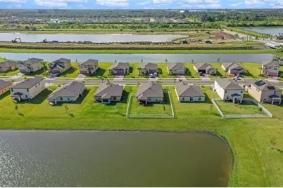 973  Bent Creek Dr, Fort Pierce, FL 34947 - Photo 10