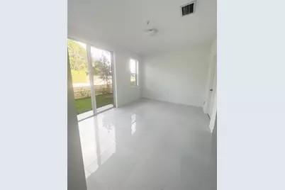 25265 SW 134th Ave, Homestead, FL 33032 - Photo 4