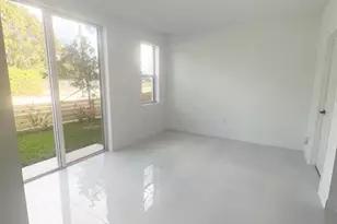 25265 SW 134th Ave, Homestead, FL 33032 - Photo 4