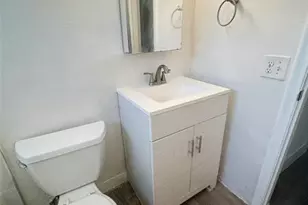 4163 SW 67th Ave, Davie, FL 33314 - Photo 4