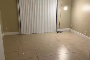 44 SE 14th St, Boca Raton, FL 33432 - Photo 2