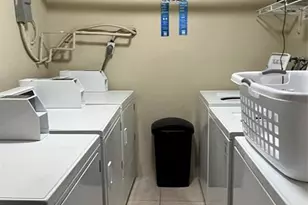 44 SE 14th St, Boca Raton, FL 33432 - Photo 16