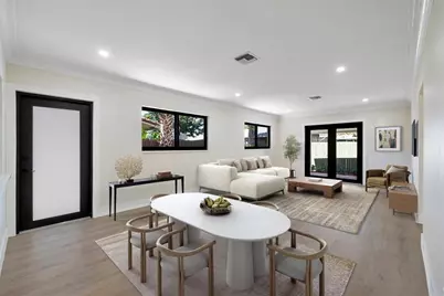 617 NE 38th St, Oakland Park, FL 33334 - Photo 2