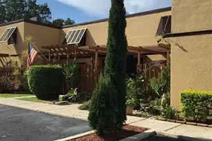 10740 S Golfview Dr, Pembroke Pines, FL 33026 - Photo 1