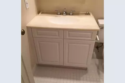 10740 S Golfview Dr, Pembroke Pines, FL 33026 - Photo 22