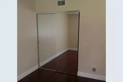 10740 S Golfview Dr, Pembroke Pines, FL 33026 - Photo 18