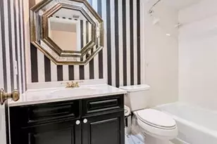 10740 S Golfview Dr, Pembroke Pines, FL 33026 - Photo 16