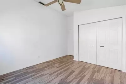 5720 W Waterford Dr, Davie, FL 33331 - Photo 18