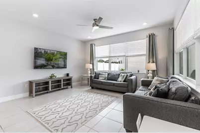 3970  Pelicano Way, Deerfield Beach, FL 33064 - Photo 12