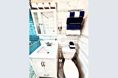 1637 NE 5th Ct, Fort Lauderdale, FL 33301 - Photo 8