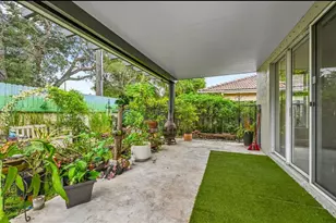 13761 N Garden Cove Circle, Davie, FL 33325 - Photo 32