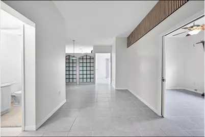 13761 N Garden Cove Cir, Davie, FL 33325 - Photo 6