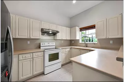 13761 N Garden Cove Cir, Davie, FL 33325 - Photo 20