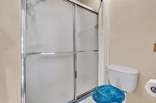 7802 Trent Dr, Fort Lauderdale, FL 33321 - Photo 22