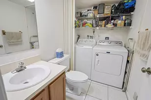 2512 Camelot Ct, Cooper City, FL 33026 - Photo 14