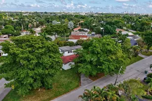 3565 Lloyd Dr, Fort Lauderdale, FL 33309 - Photo 24