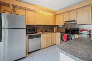 2522 Camelot Ct, Cooper City, FL 33026 - Photo 6