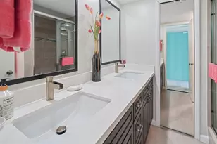 2522 Camelot Ct, Cooper City, FL 33026 - Photo 16