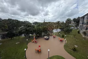 2901 NW 46th Ave, Lauderdale Lakes, FL 33313 - Photo 10