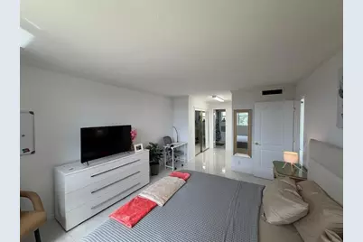 2901 NW 46th Ave, Unit #305, Lauderdale Lakes, FL 33313 - Photo 6