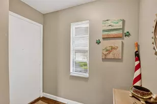 21219 Lago Cir, Boca Raton, FL 33433 - Photo 10