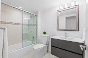 8020 Eastlake Dr, Boca Raton, FL 33433 - Photo 26