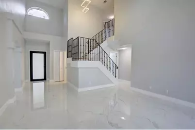 387 SW 163rd Ave, Pembroke Pines, FL 33027 - Photo 12