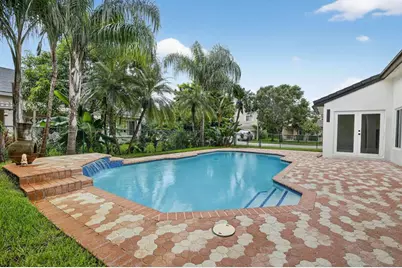 387 SW 163rd Ave, Pembroke Pines, FL 33027 - Photo 6