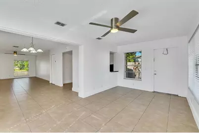 180 SW 78th Ave, Margate, FL 33068 - Photo 22